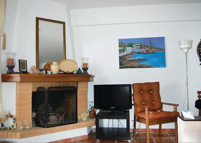 Casa de Férias Pet Friendly In Melissi With Wifi *